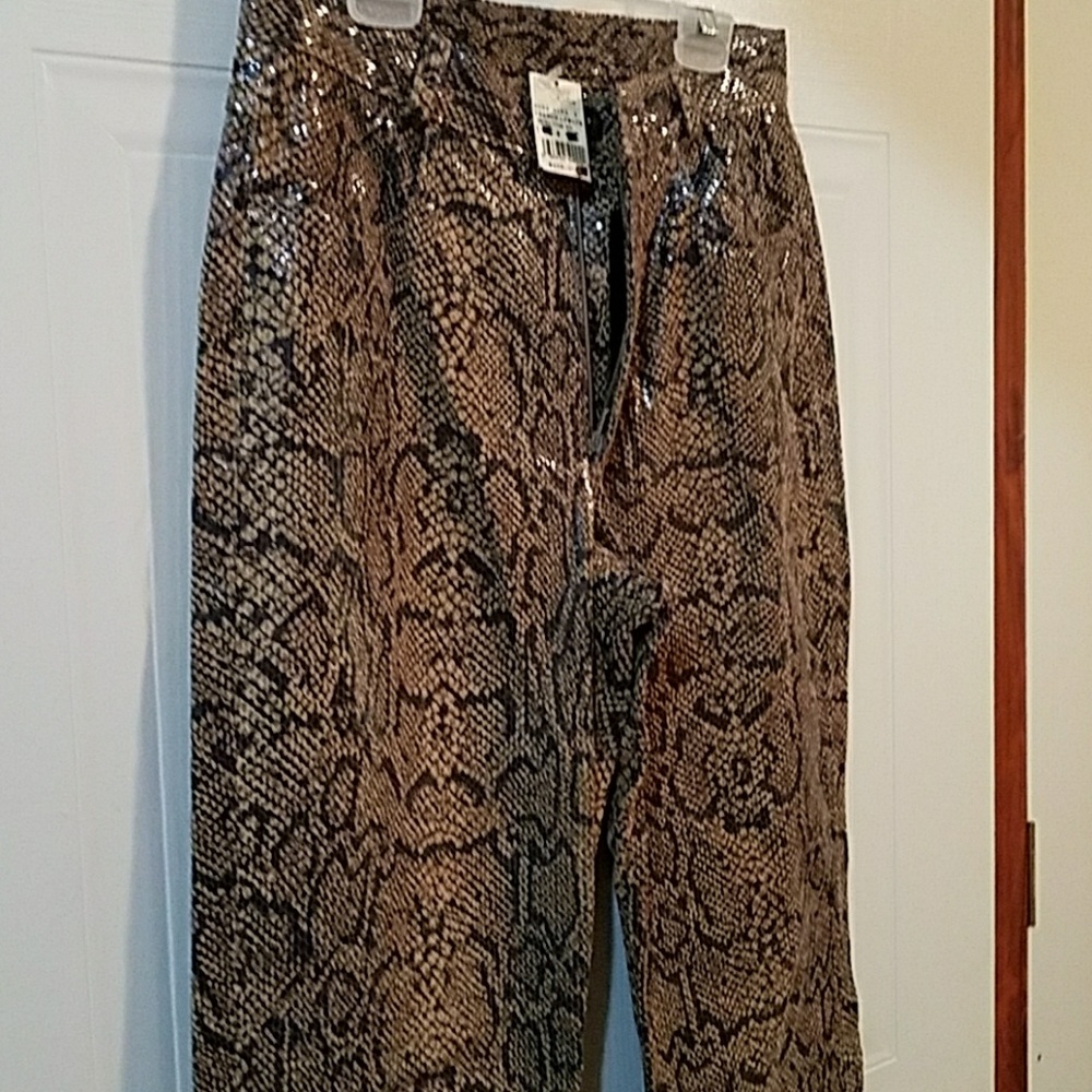 Genuine leather faux snakeskin textured feel S 4