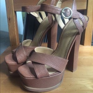 Nine West Wedges 👡