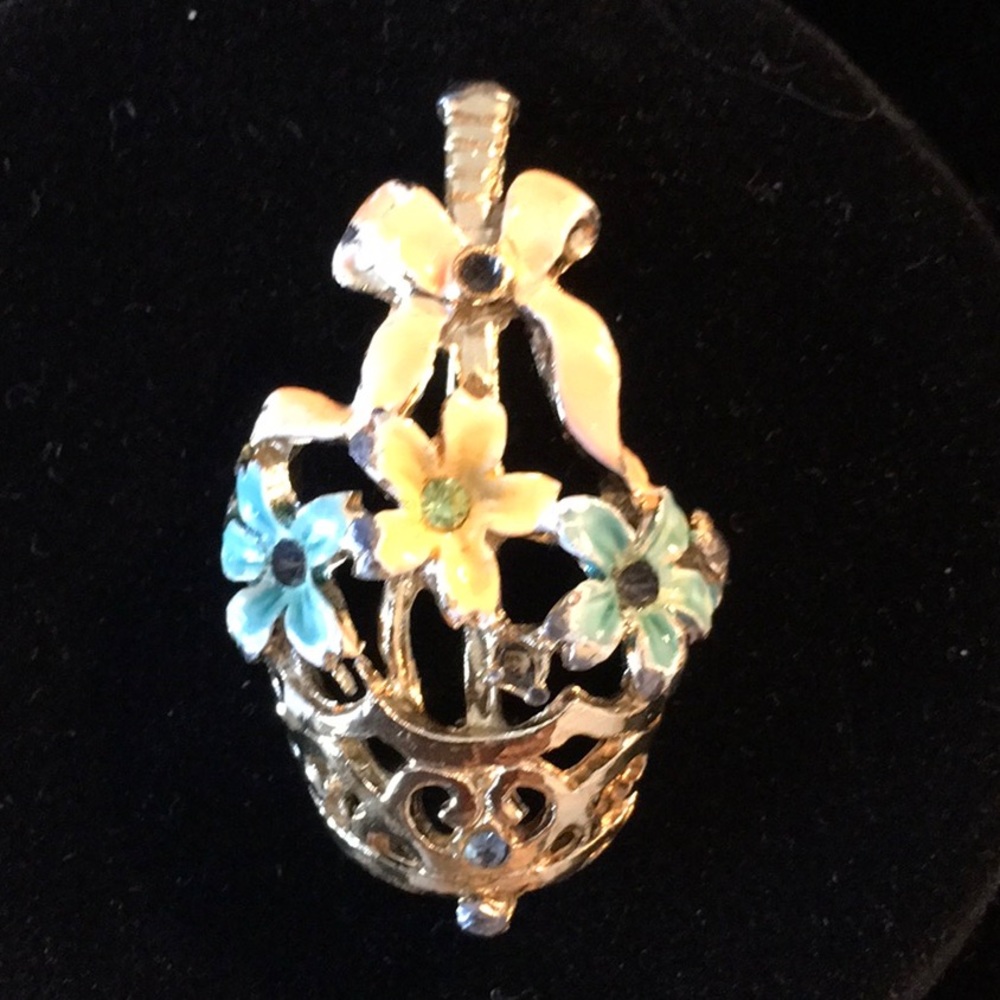 Vintage " April showers" pin.