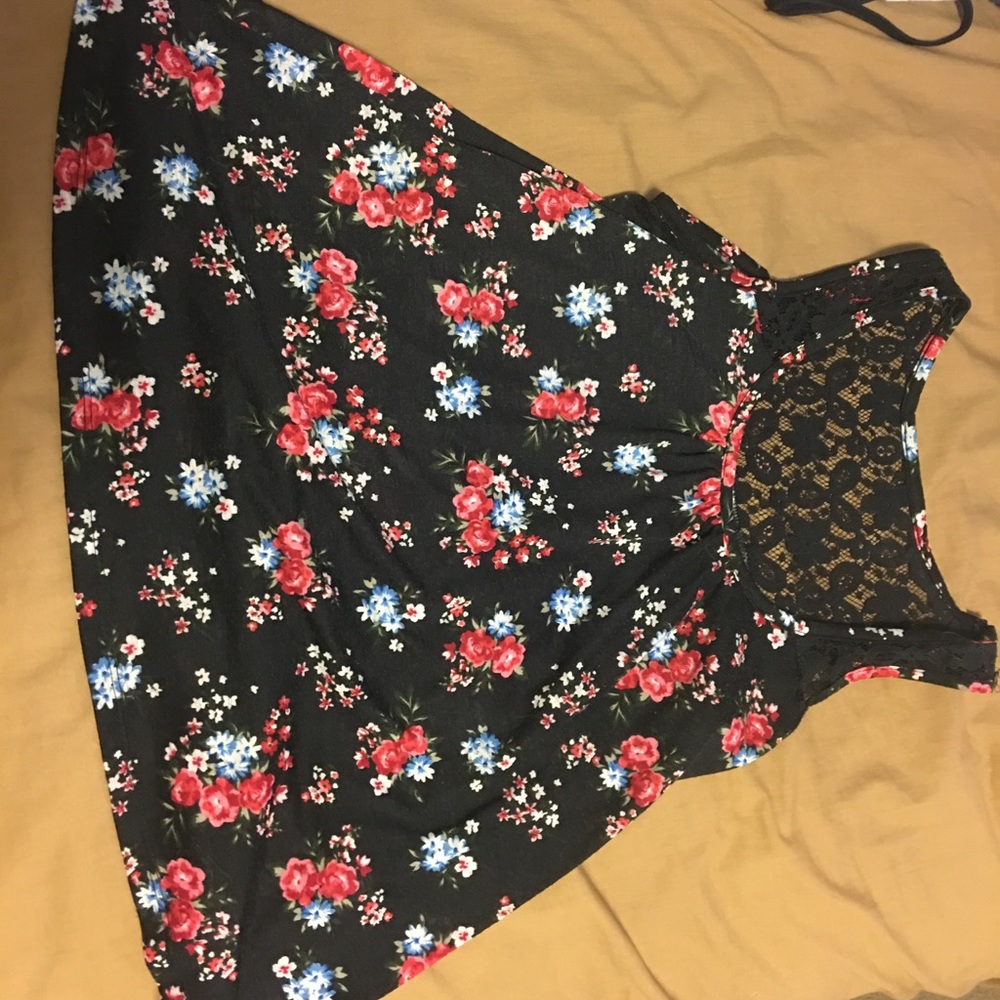 floral tanktop