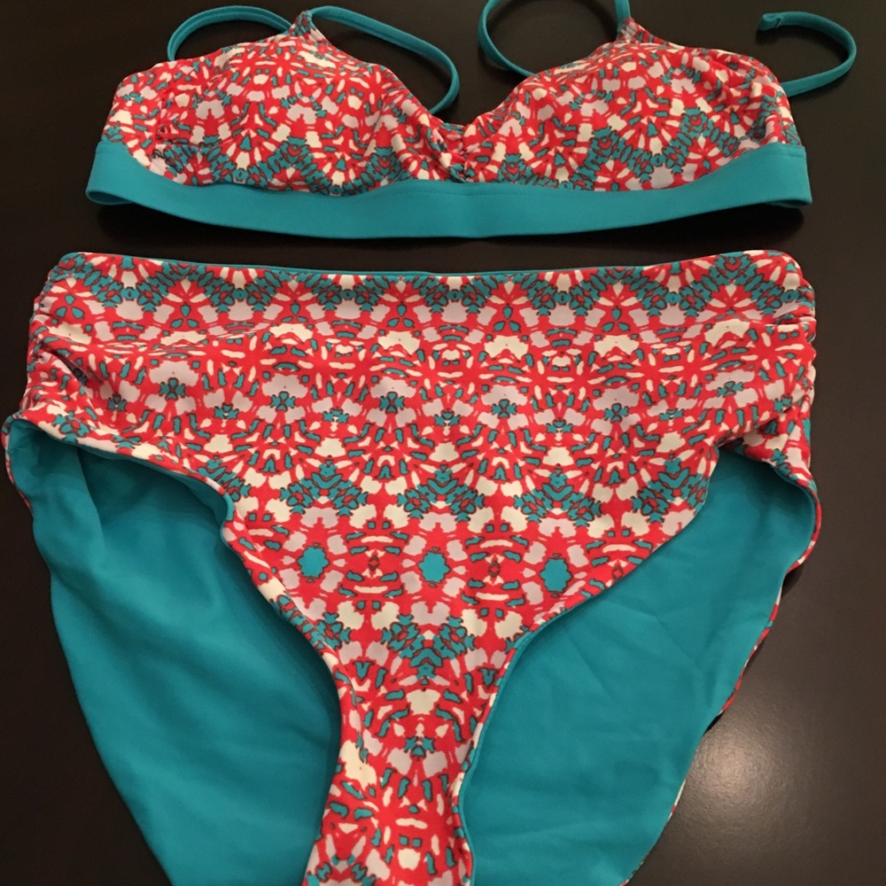 Bathing suit