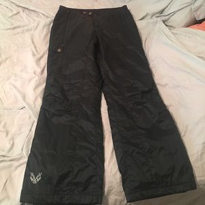 Snowboarding pants