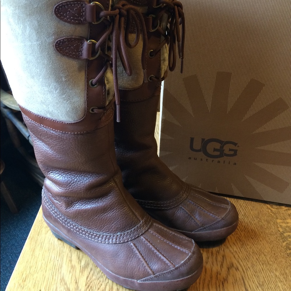 UGG Australia Belcloud Boot
