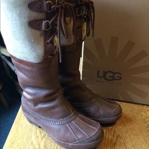 UGG Australia Belcloud Boot