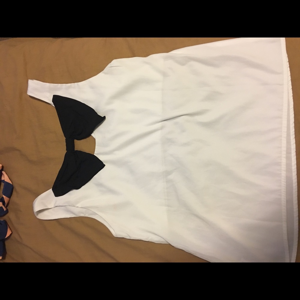 white tank top