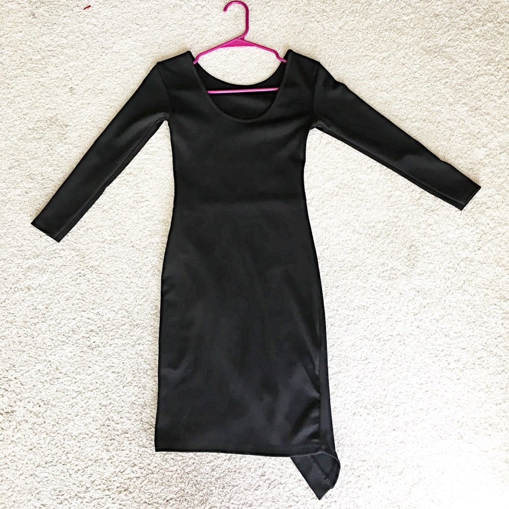 Black 3/4 sleeve jersey dress