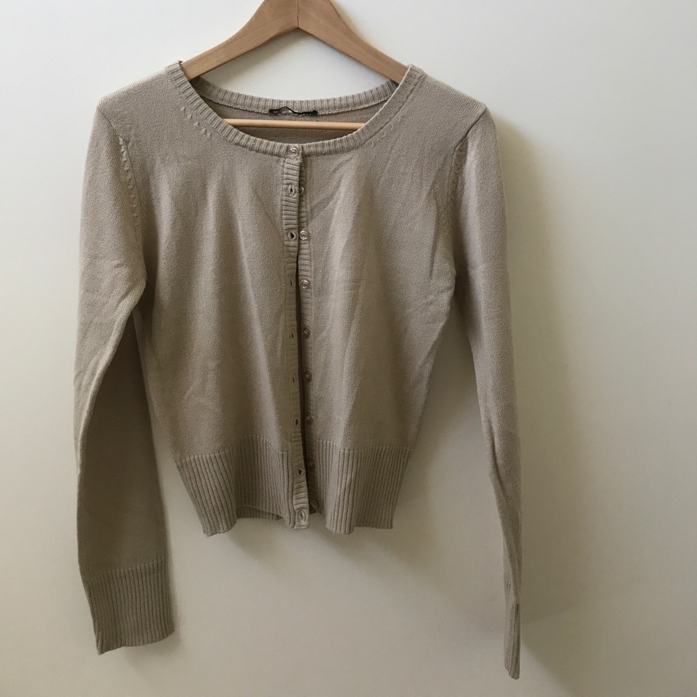 🍂 Beige Cardigan 🍂