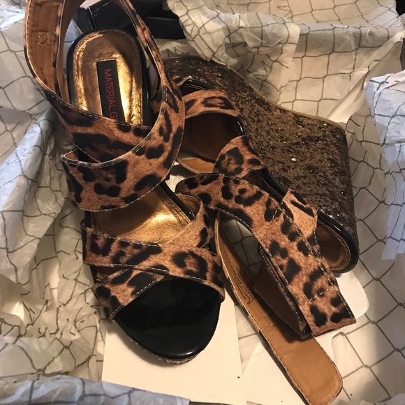 ❗️SOLD❗️ - Picture 2 of 2