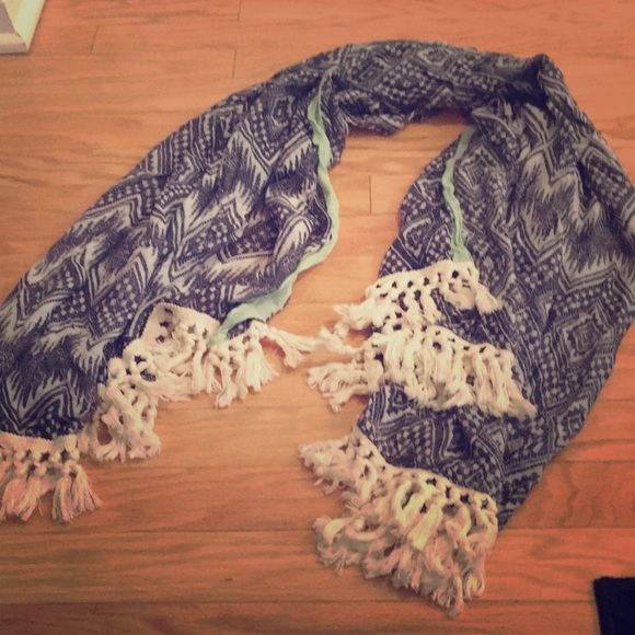 J. Crew Accessories - JCREW infinity scarf