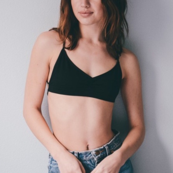 1 left 🔥 Very Strappy Back Bralette - Picture 2 of 5