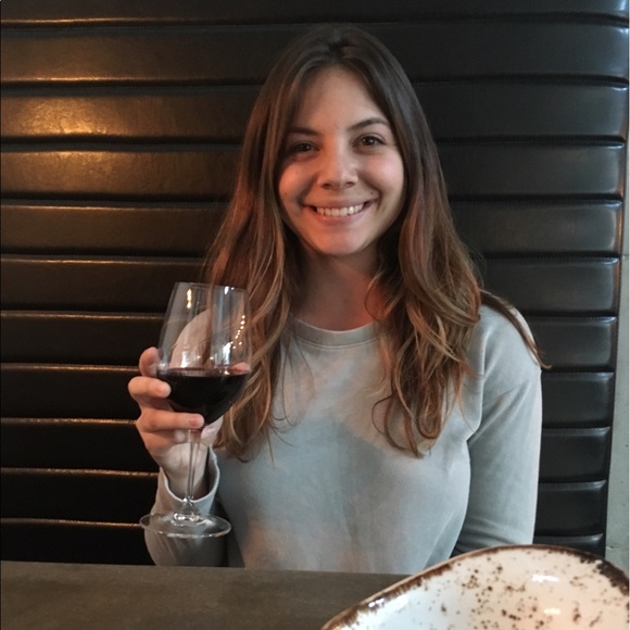 Meet your Posher, Shelby - Picture 1 of 1