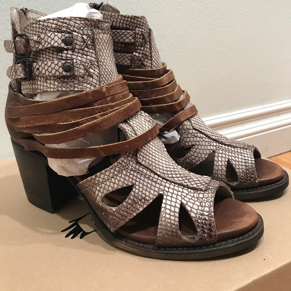 Freebird Leather Boots 9 BNWT