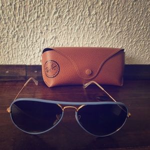 Ray ban blue trim/gold aviators, unisex