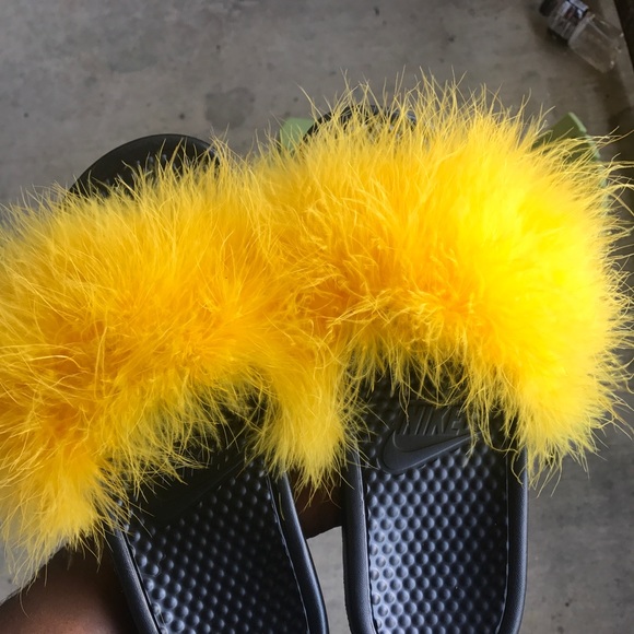 Custome made furry Nike slippers slides - Picture 4 of 5