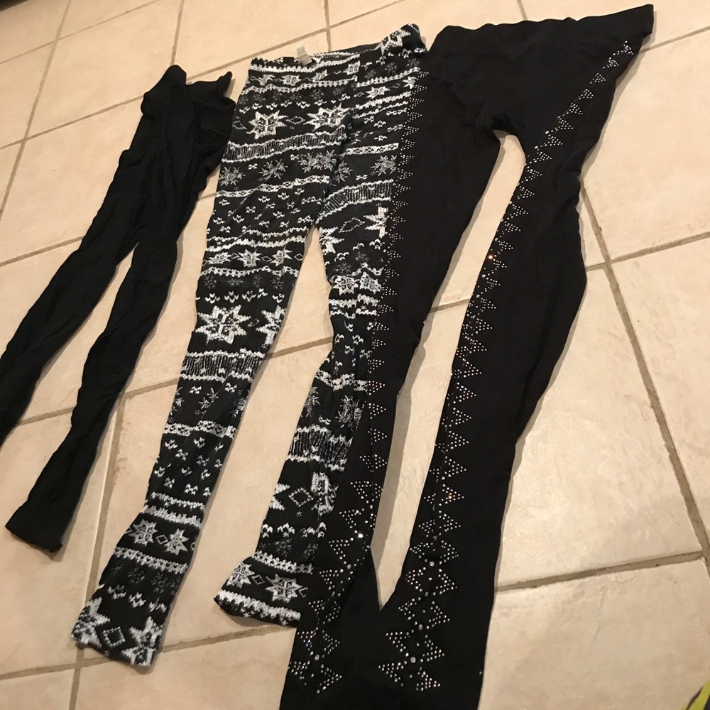 3 pairs of leggings