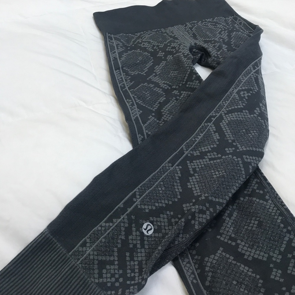 Snake print Lululemon pants