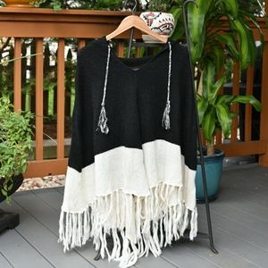 Hooded poncho