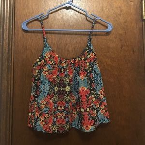 L.A. Hearts Floral Crop Top