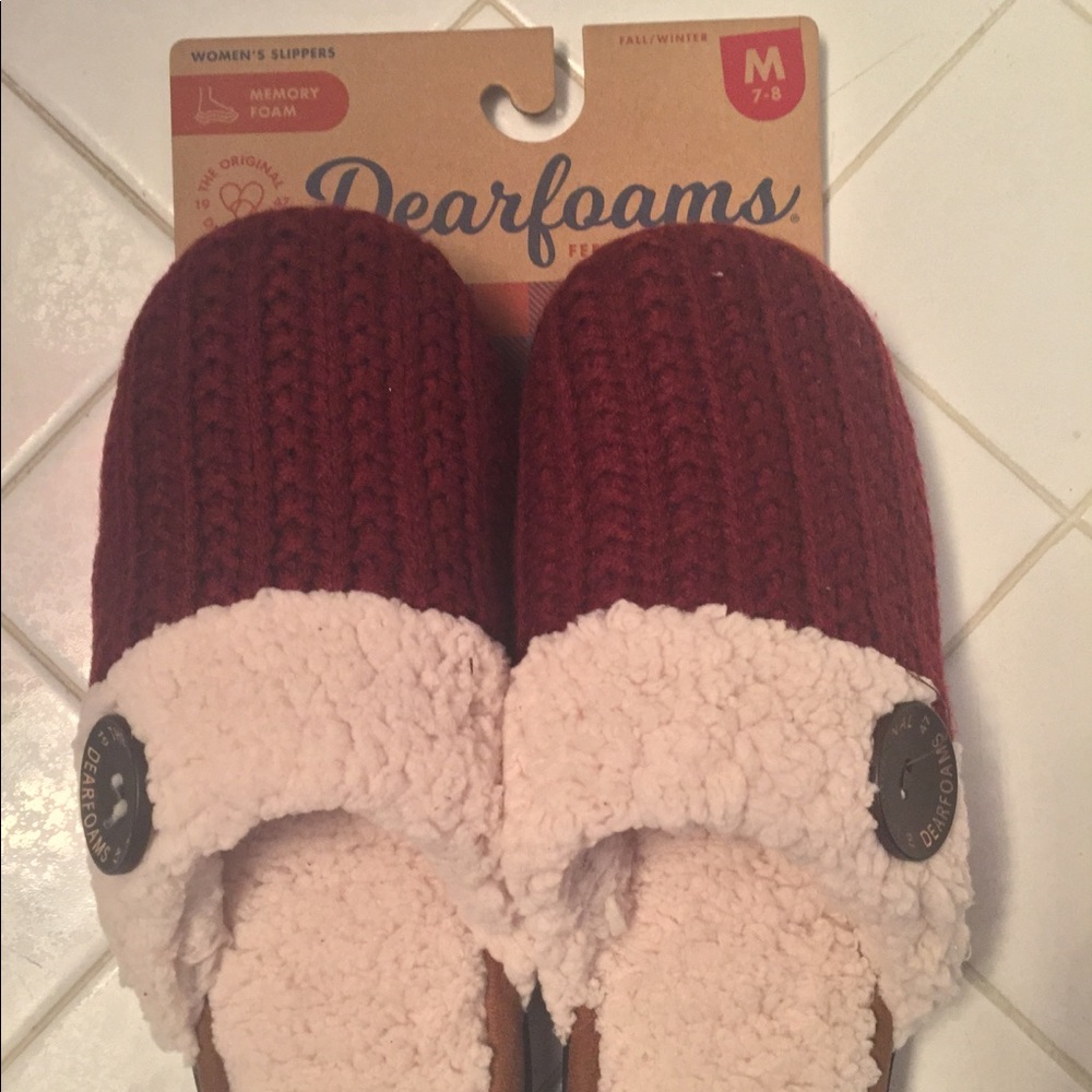 NWT Sz. M (7-8) Dearfoams Slippers