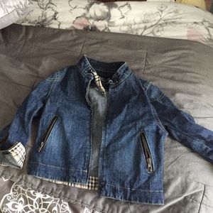 Girls sz 4 denim Burberry jacket.