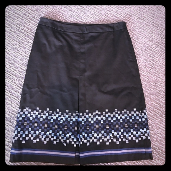 LOFT Dresses & Skirts - Black front kick pleat skirt with stitching LOFT Dresses & Skirts - Black front kick pleat skirt with stitching