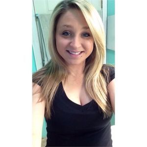 Meet your Posher, Kendra