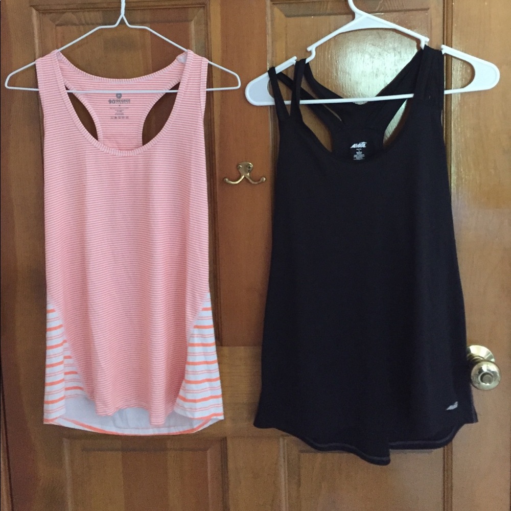 2 workout tops!