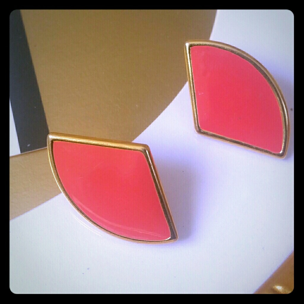 ☆6/$16 Sherbert Pie Vintage earrings