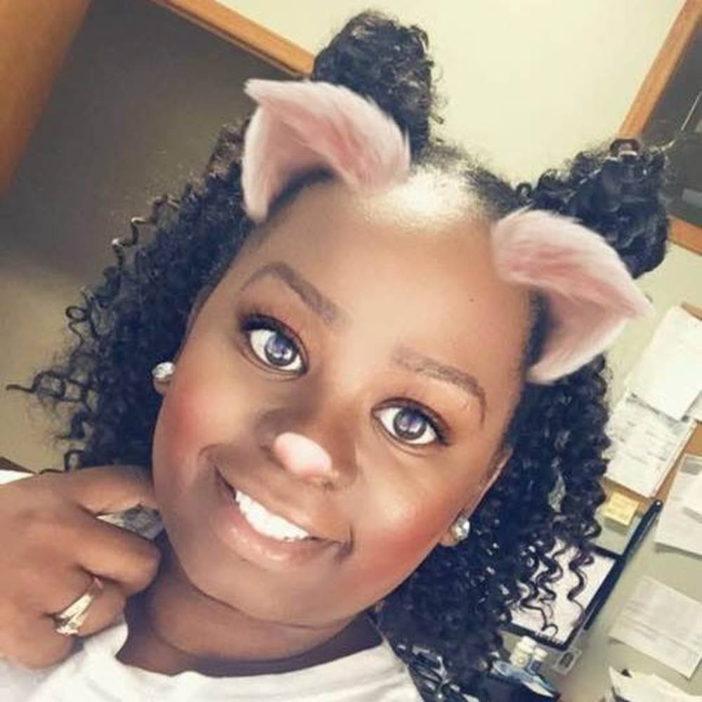 Meet your Posher, Shanay