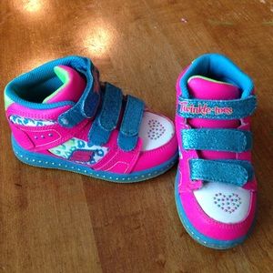 Sketchers toddler shoes