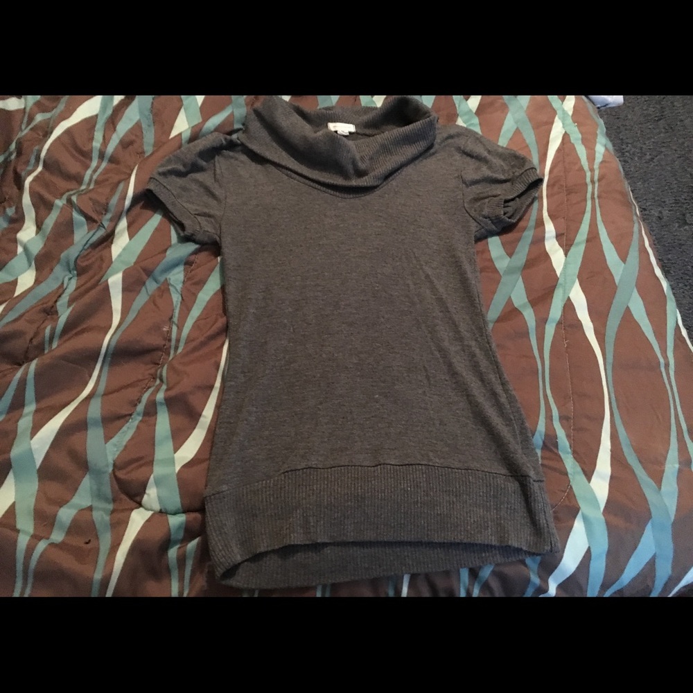 Adorable Fall Top! 🍁