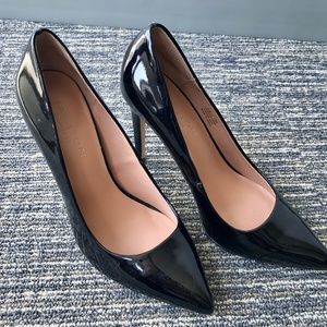 Halston Heritage - Halston Point-Toe Leather Pumps