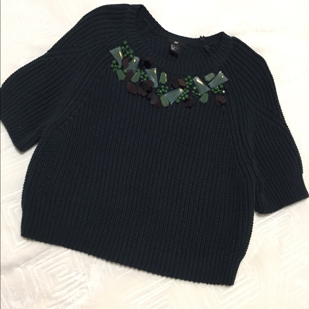 Deep forest green crop top with neck embroidery
