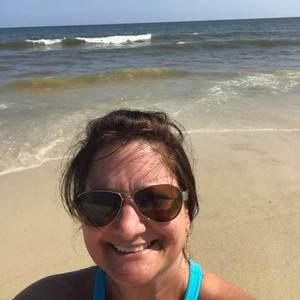 Meet your Posher, Rebecca