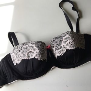Black, pink and white multiway h&m bra