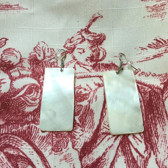 Two pair earrings. - Picture 4 of 5