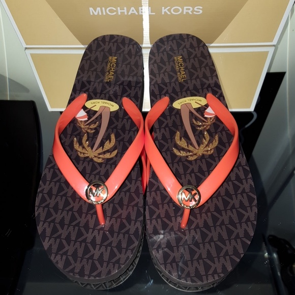 NEW MICHAEL MICHAEL KORS FLIP FLOP SHINY - Picture 4 of 8