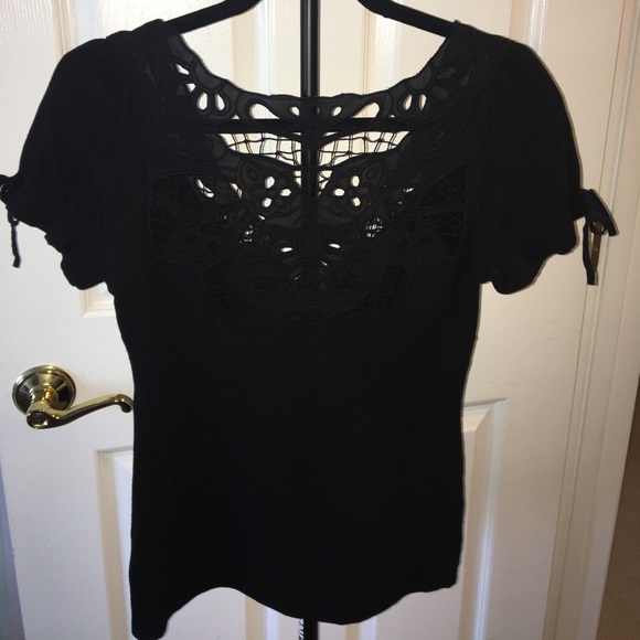 Gorgeous lace top!! - Picture 4 of 6
