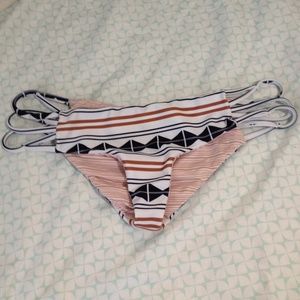 Acacia la riviera in tapas size P