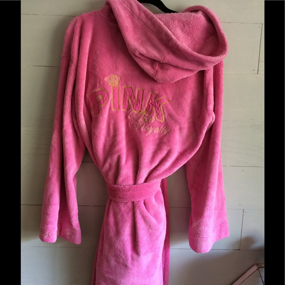PINK robe