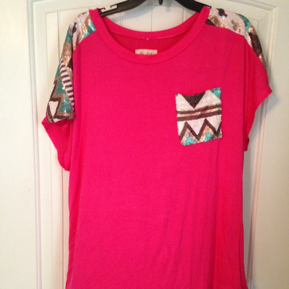 Sequin shoulder/pocket top