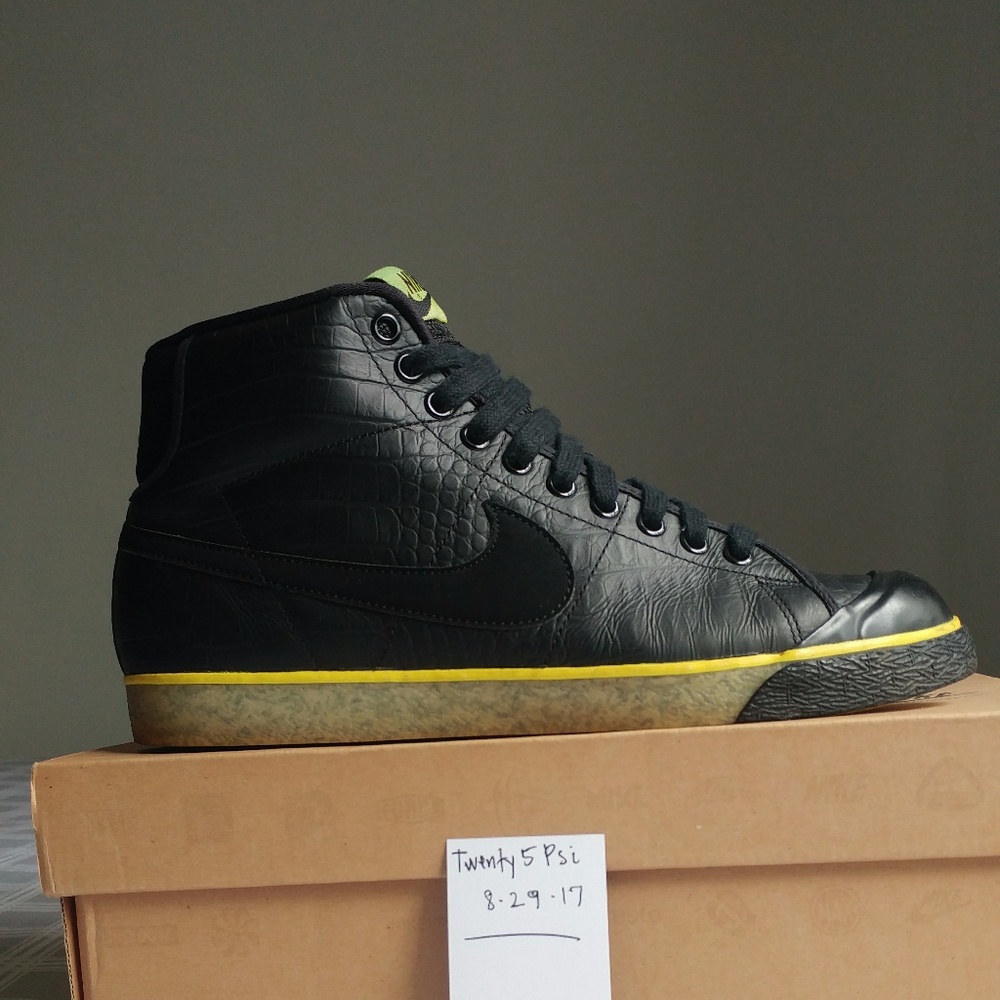 Nike 2008 all court "black banana"