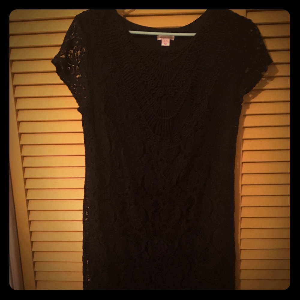 Black crochet dress!