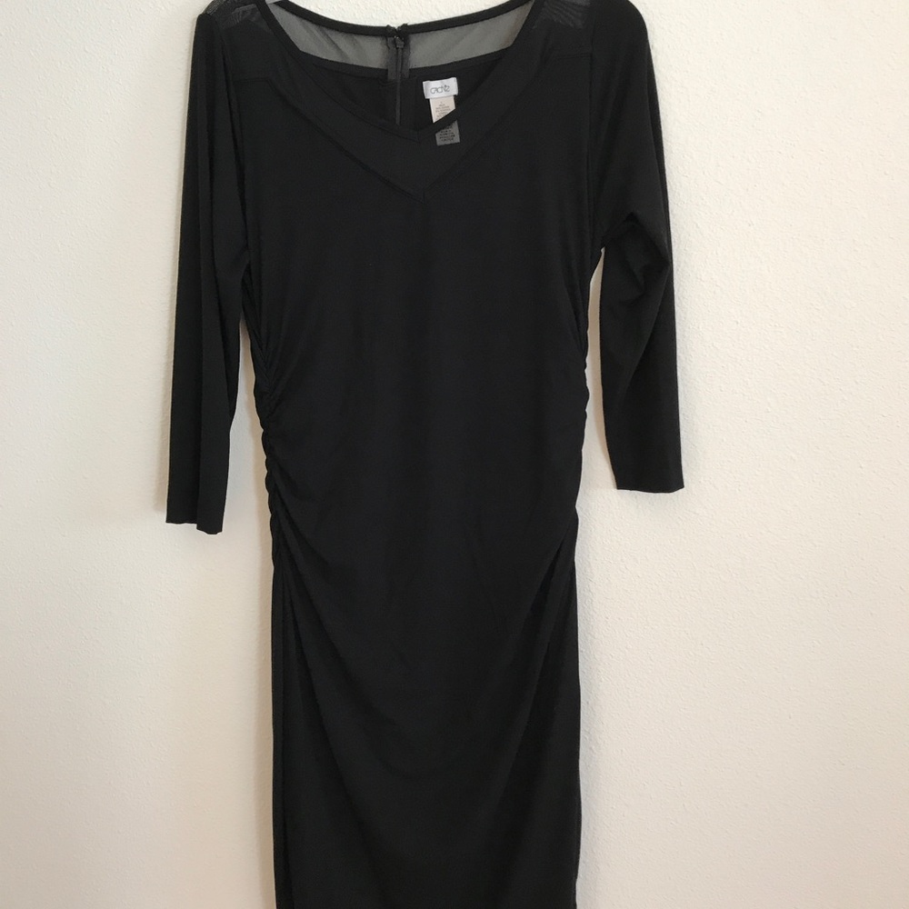 Cache Slimming Dress in L