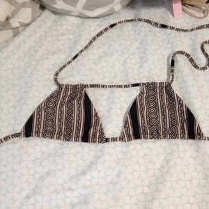 Acacia canons in Polynesia size P