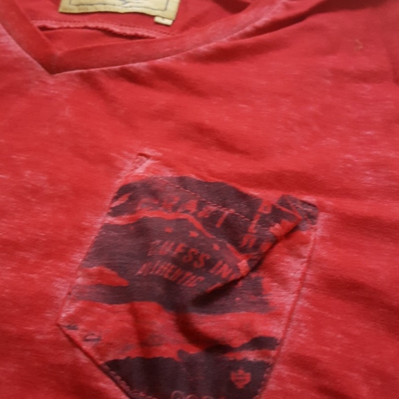 Guess T shirt - Picture 2 of 4