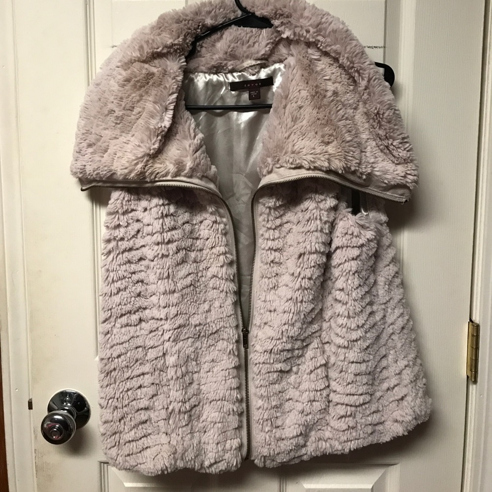 🔥🔥FUR VEST🔥🔥