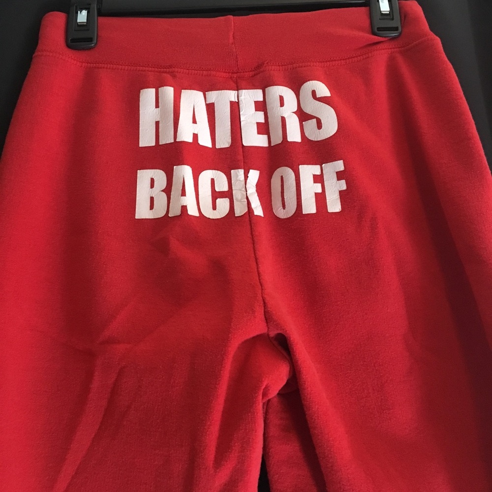 Miranda sings "haters back off" sweatpants