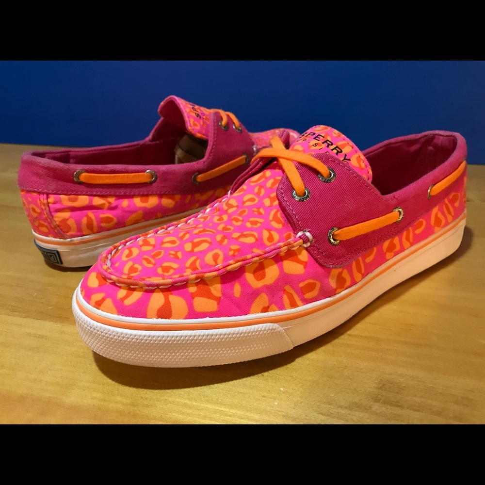 Women's Size 8.5M Sperry Top-Sider Pink Shoes