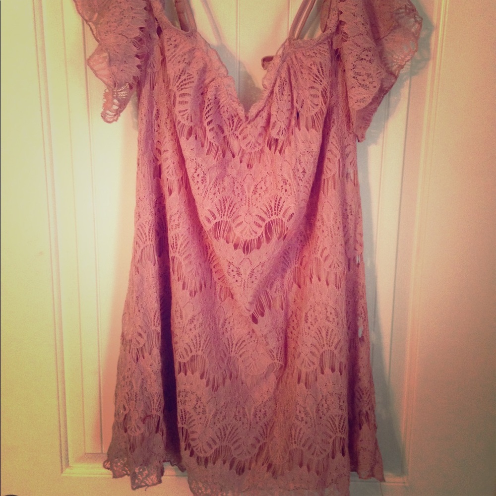 Love, fire lace dress
